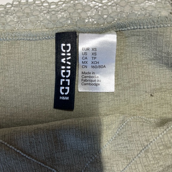 H&M Lace Tank Top - Picture 3 of 3